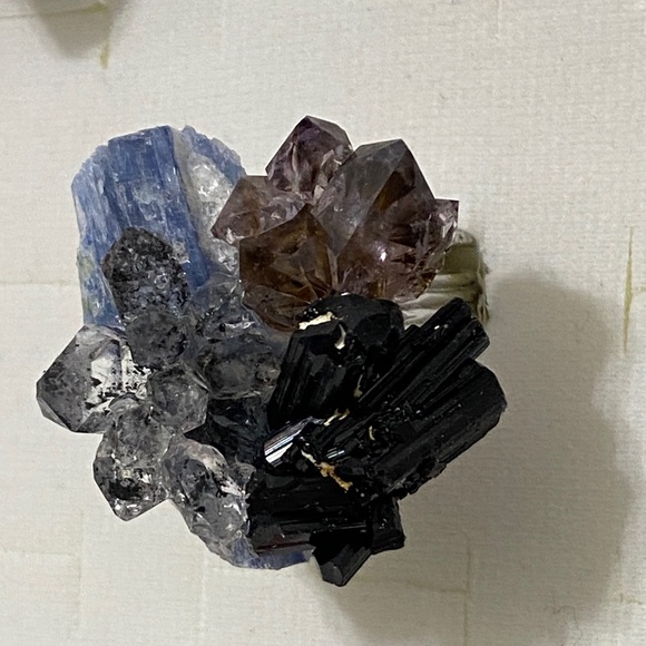 Multicolor Crystal Cluster - Picture 2 of 16